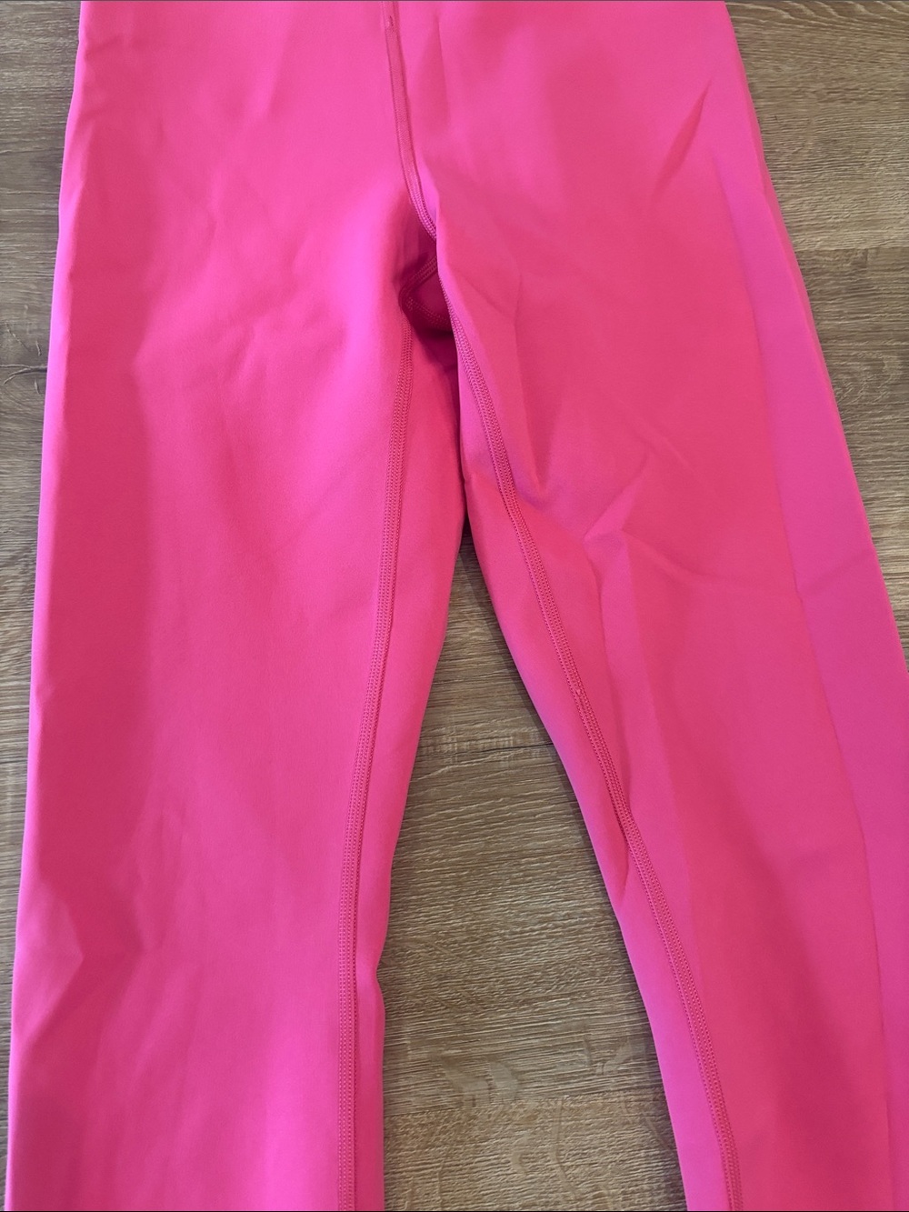 NWT - Lululemon - Glow Up HR Tight 28" High-Rise Training Tights - Bright Pink - Picture 5 of 8